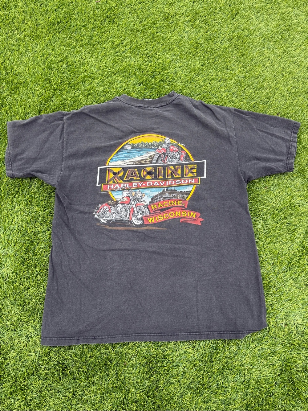 Harley-Davidson Racine, WI Pocket Tee Motorcycle Graphic -XL
